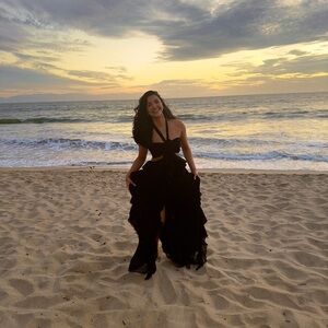 Santiago Black Dress Size Medium